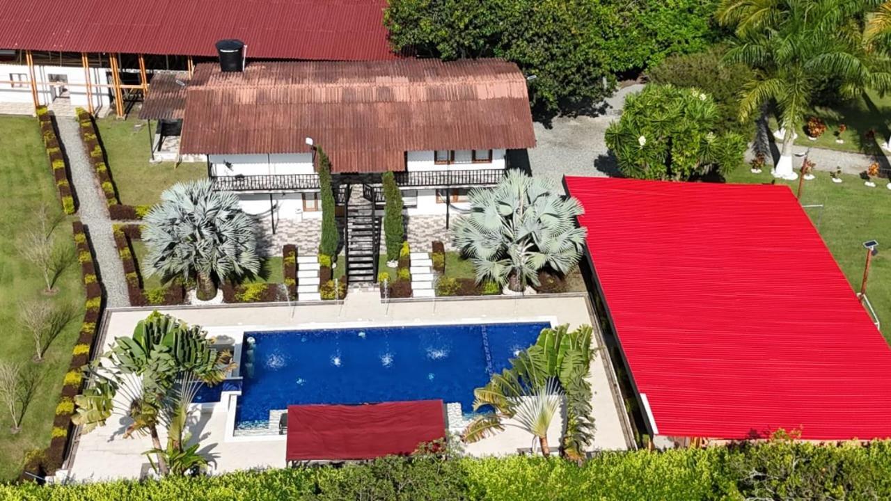 Finca Casa Blanca Armenia  Eksteriør bilde
