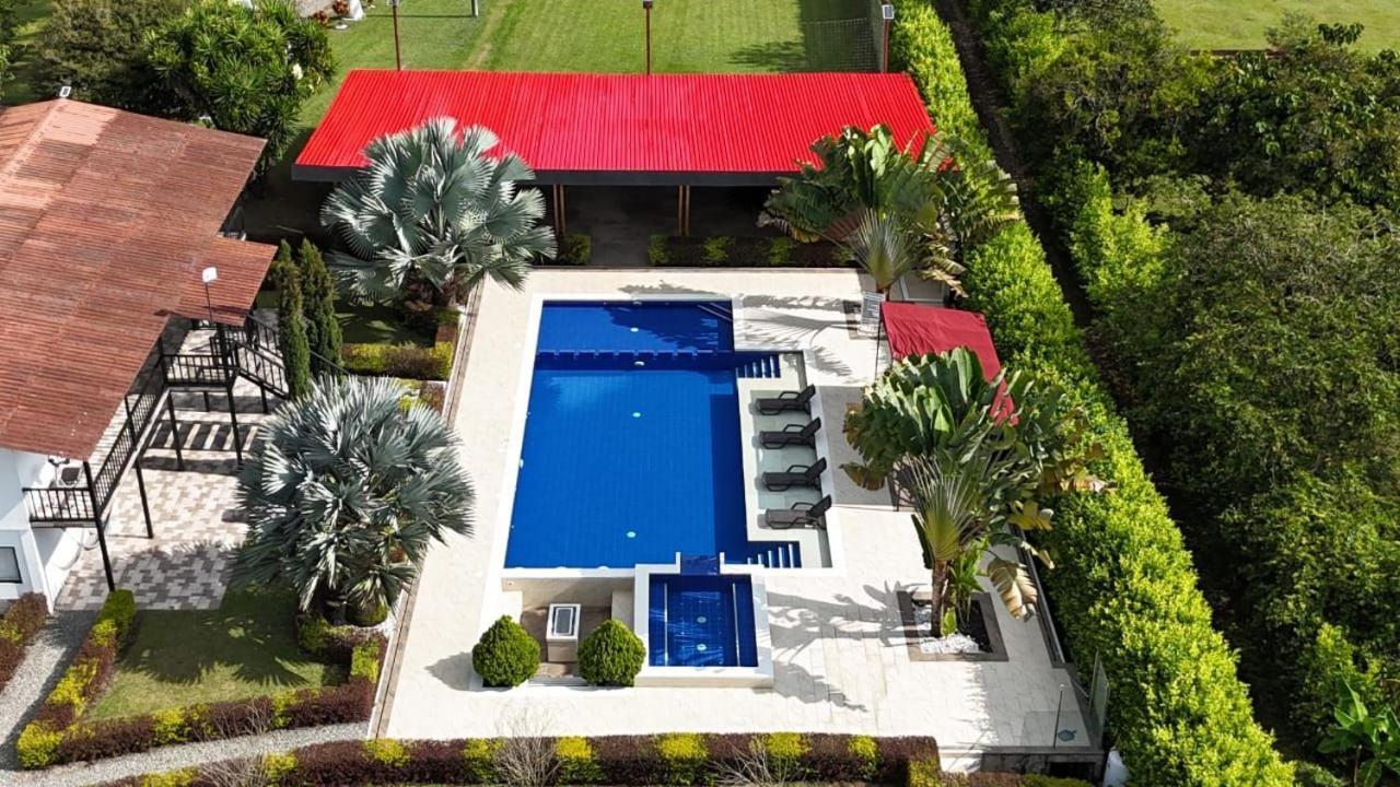 Finca Casa Blanca Armenia  Eksteriør bilde